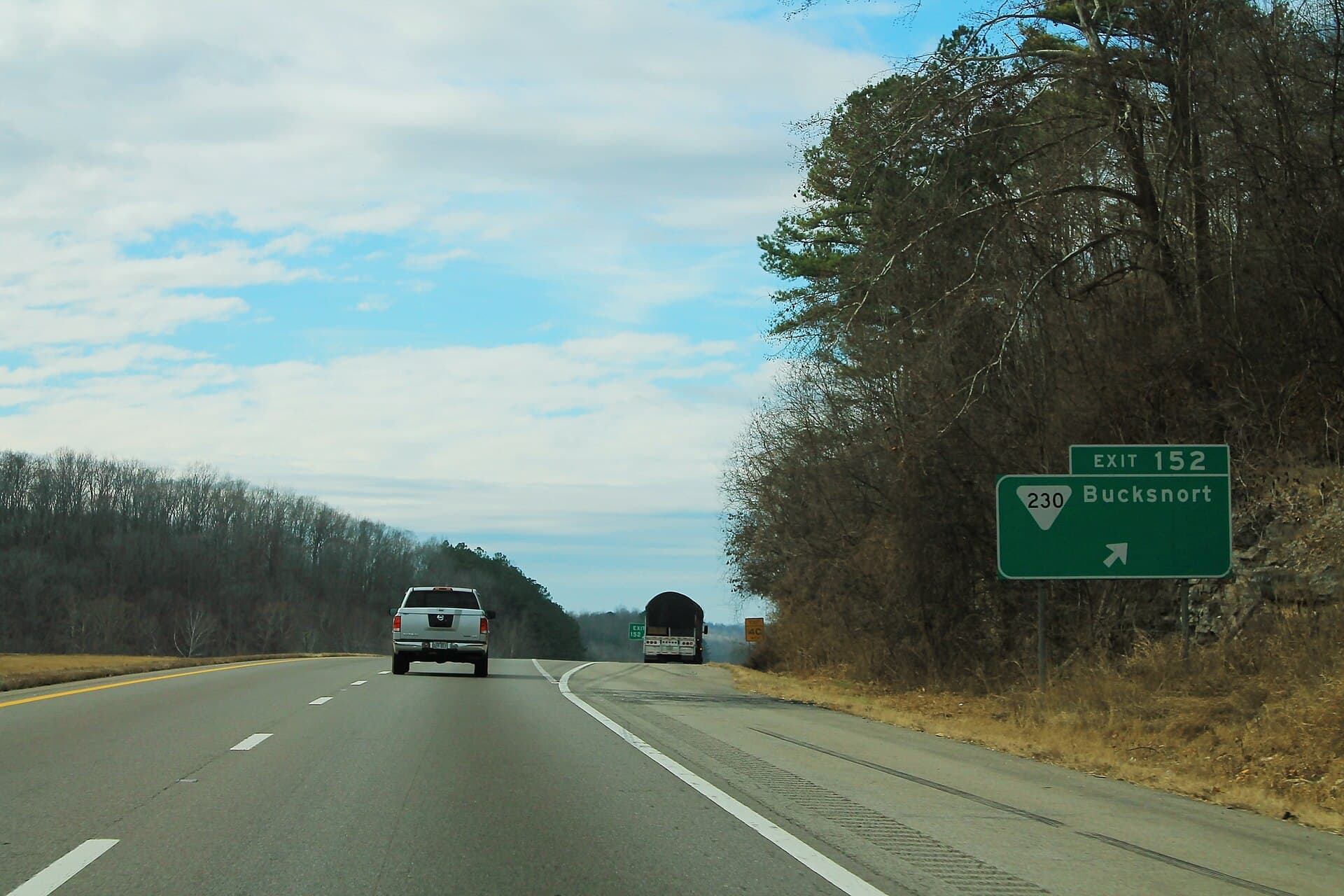 Interstate 40 exit sign for Bucksnort, Tennessee